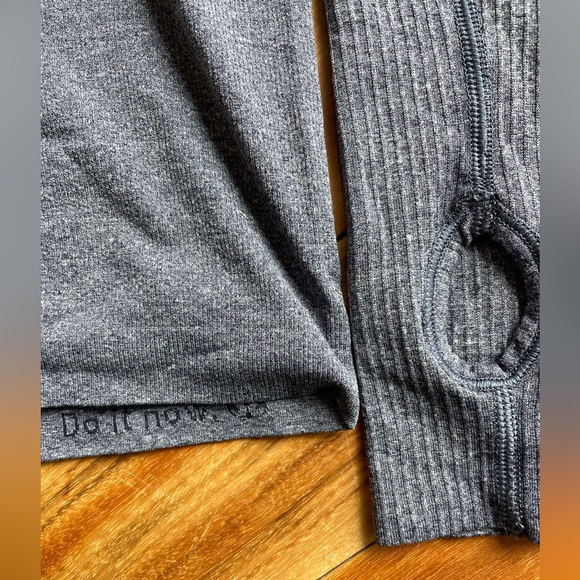 Lululemon Swiftly Zip Top - Picture 2 of 4